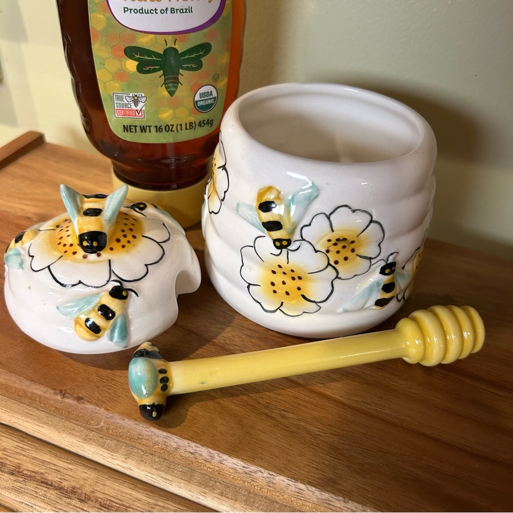 Bee Honey Pot w/ Dipper | Whimsical Ceramic Honey Jar | Cottagecore Kitchen Deco - Picture 3 of 10